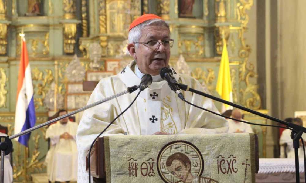 Cardenal felicita a secretarias por su día y resalta labor de periodistas “en medio de amenazas”