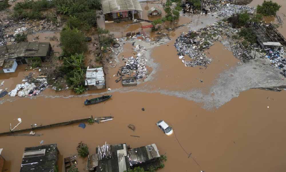 Joven paraguaya atrapada y desesperada por las inundaciones en Brasil