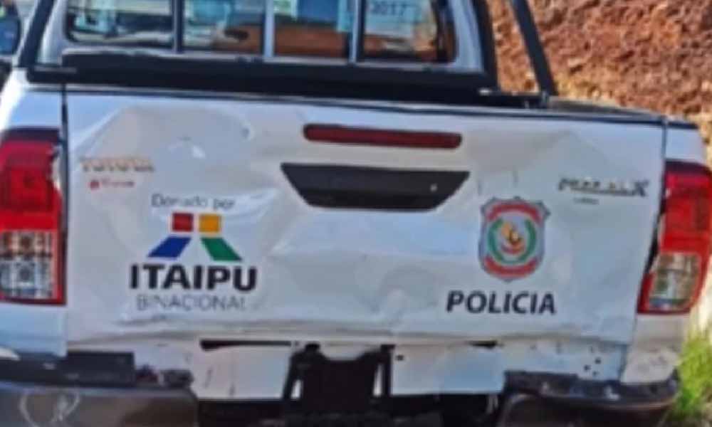 Policías chocan patrulleras nuevas en operativo para “desarrollar motor”