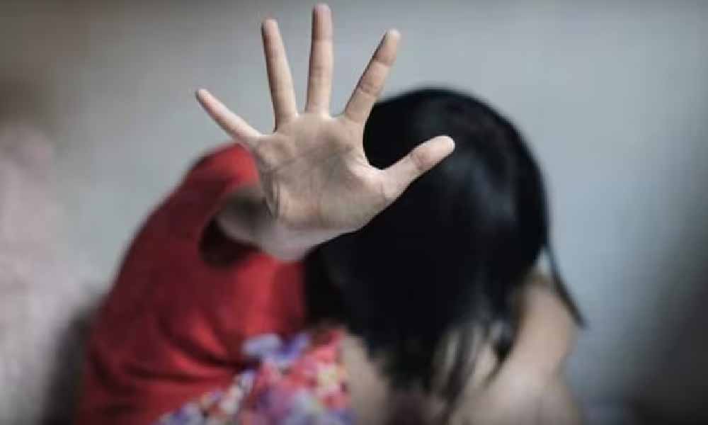 Condenan a padrastro que sometía sexualmente a su hijastra