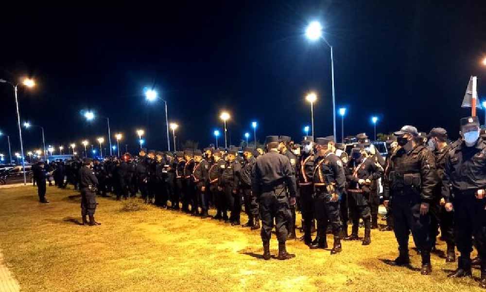 Tribunal policial pone lupa sobre agentes adictos: si hay cura siguen, si no, afuera