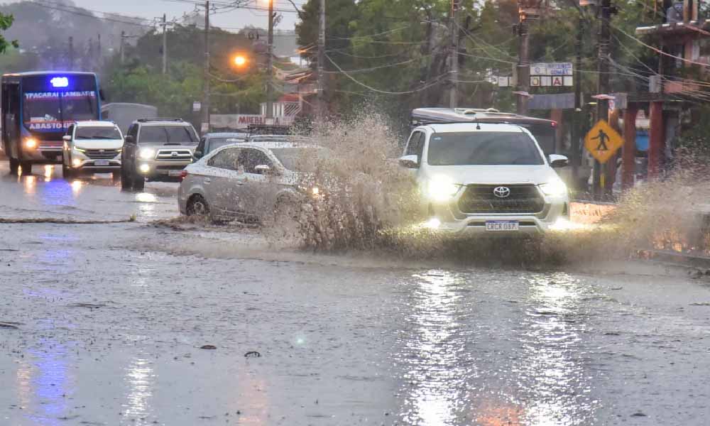 Clima: Miércoles cálido, lluvioso y con mucha humedad, anuncia Meteorología