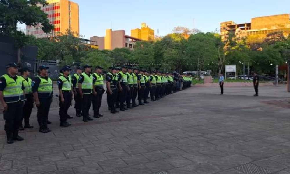 Policía prepara fuerte operativo con 3.000 agentes para el partido de Paraguay vs. Argentina