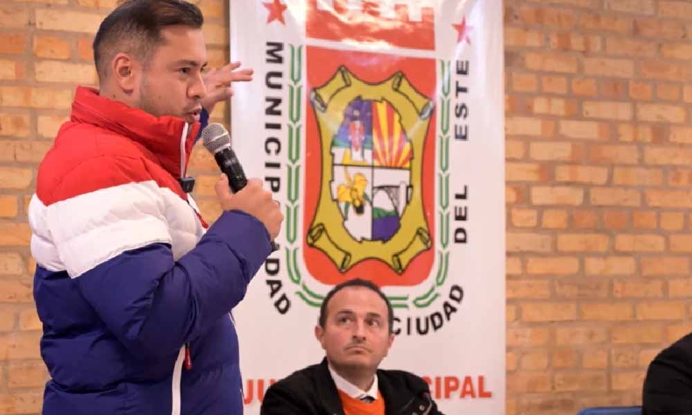 Miguel Prieto no renunciará y Junta rechaza intervención a su gestión