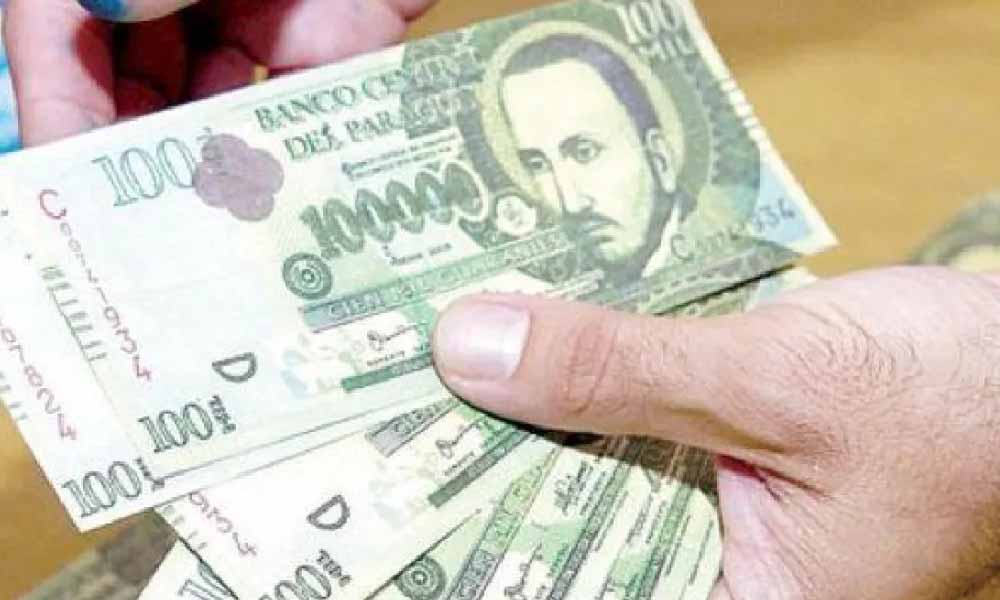 Ministra de Trabajo propone revisar método para reajustar el salario mínimo