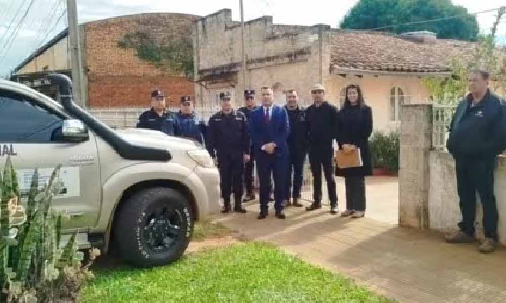 Allanan clínica donde ejercía un médico con registro de otro profesional