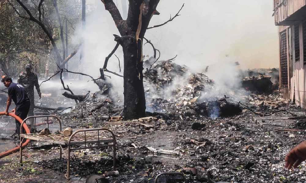 Hallan a un superviviente del accidente aéreo de Air India