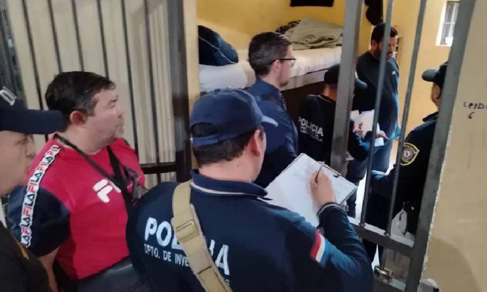 Comitiva fiscal allana celda del presunto feminicida de María Fernanda Benítez