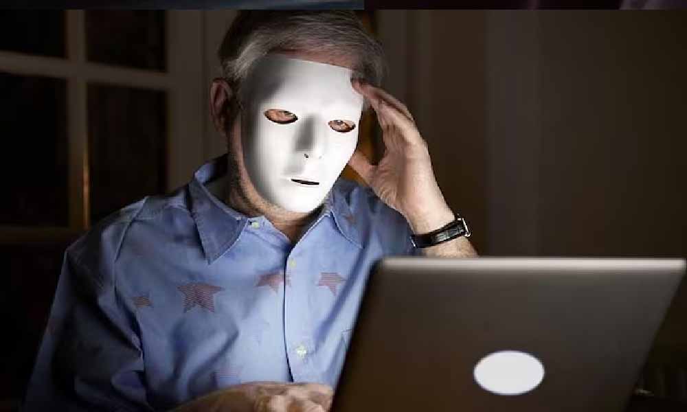 Plantean cárcel para quienes se adueñen de cuentas, creen perfiles falsos o roben claves