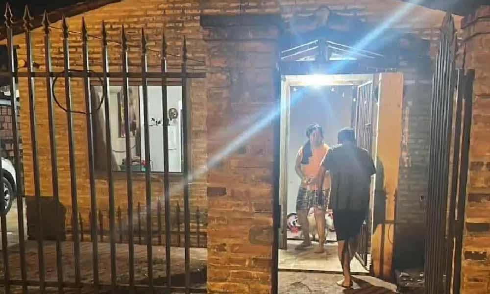 Asaltantes se llevan G. 50 millones tras encañonar a miembros de una familia en Luque