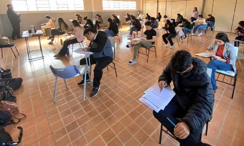 Docentes que rindieron primer examen no se ven afectados por suspensión, aclara MEC