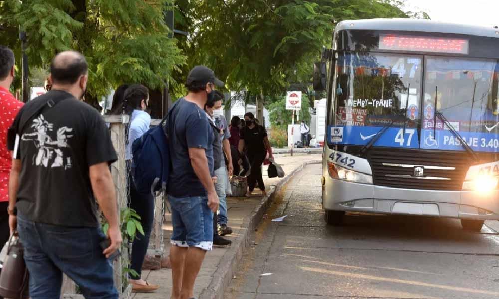 Choferes ven apertura del Gobierno y esperan llegar a un acuerdo para desactivar huelga