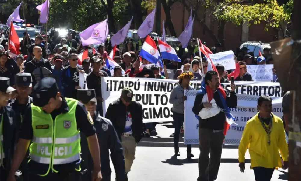 Segundo día de manifestaciones indígenas: Cierre de rutas en varios puntos del país
