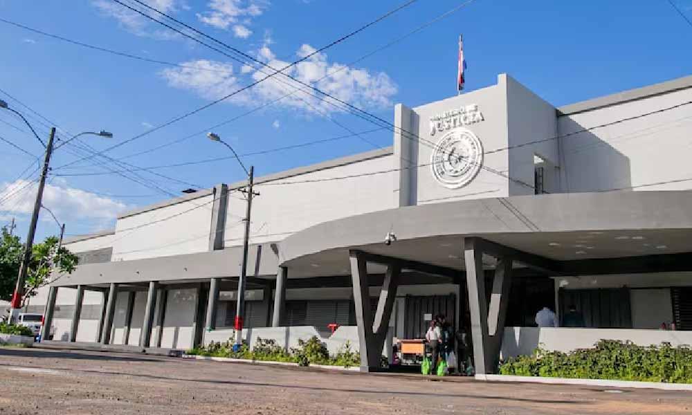 Detienen a guardiacárcel al intentar ingresar a Tacumbú con cocaína en termo de tereré