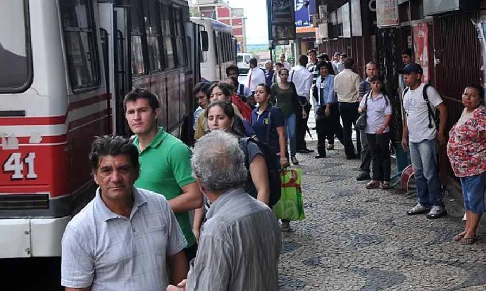 Ante incumplimiento, choferes del transporte público deciden ir a huelga dos días