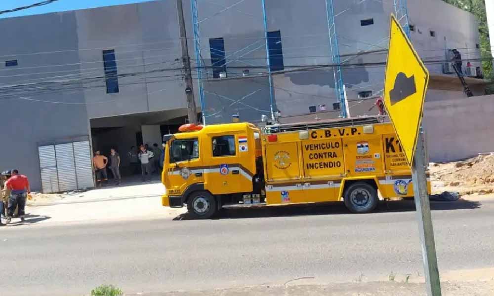 Albañil sufre quemaduras luego de tocar cable de mediana tensión en San Antonio