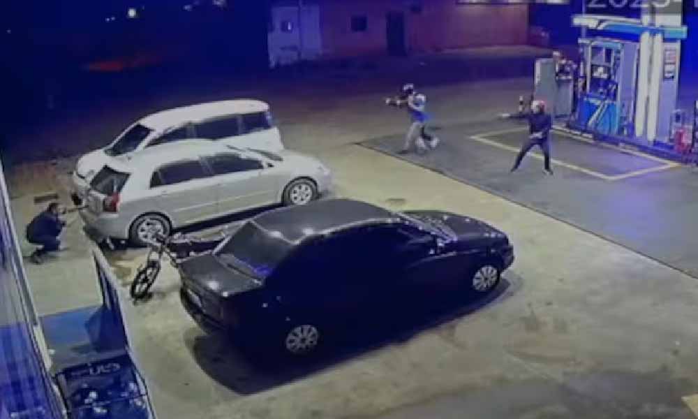 Policía frustra asalto y se enfrenta a tiros con ladrones en un surtidor