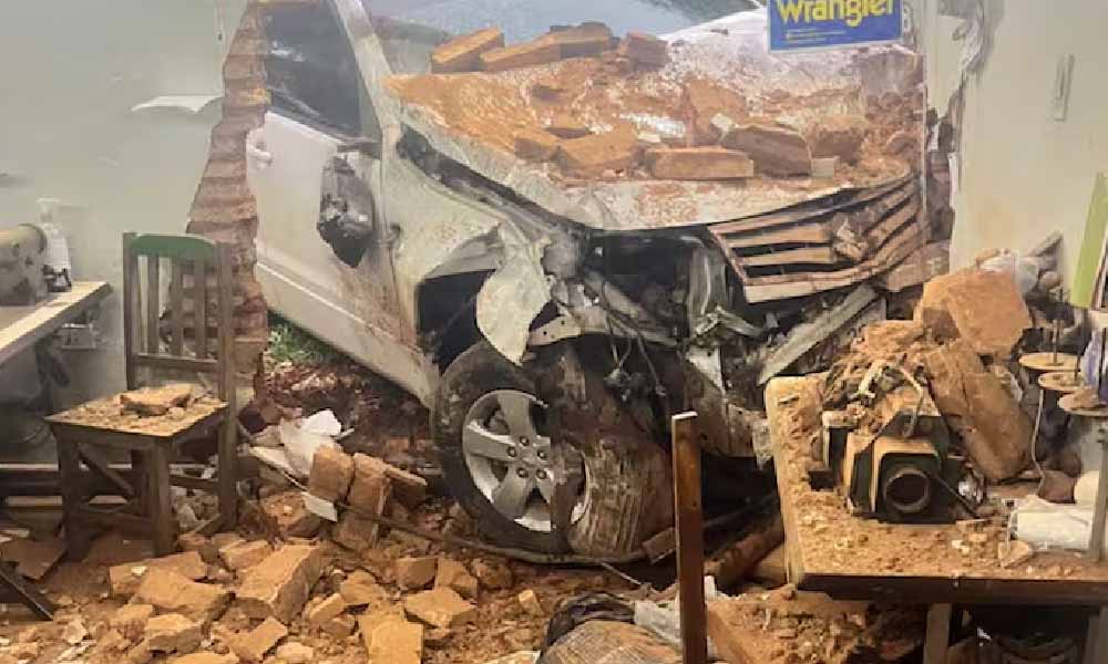 Docente muere atropellada por ebrio al volante