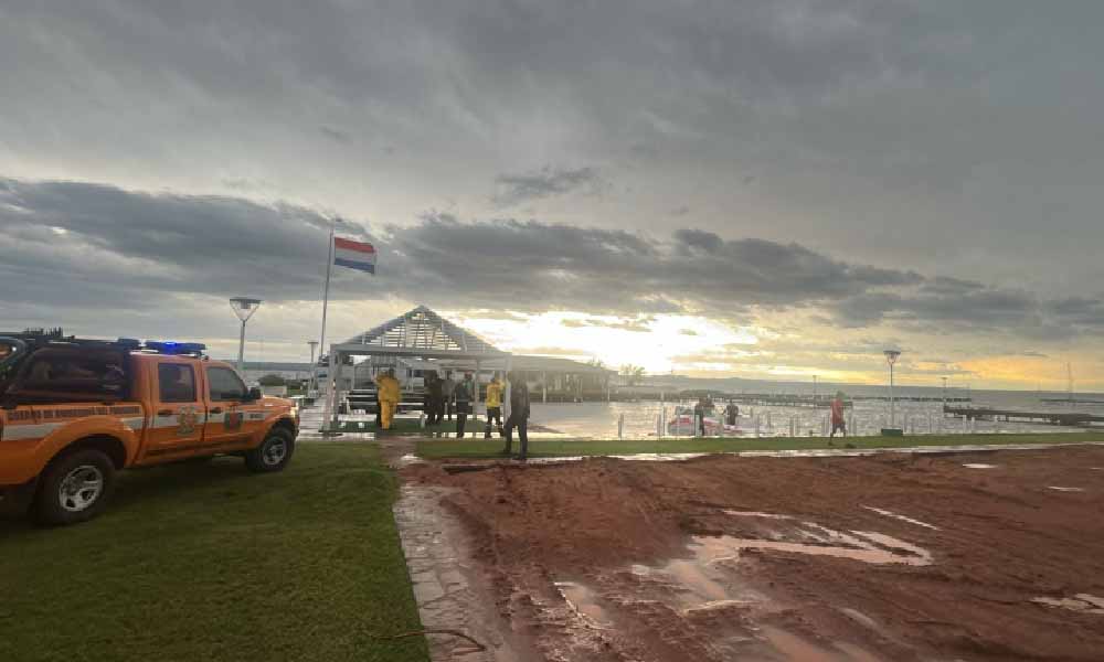 Lago Ypacaraí: atletas adolescentes sobreviven a tormenta y aparecen ilesas