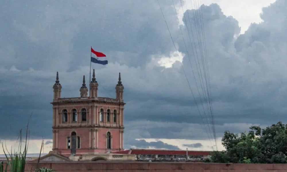 Meteorología pronostica un jueves caluroso, con lluvias dispersas y vientos del norte